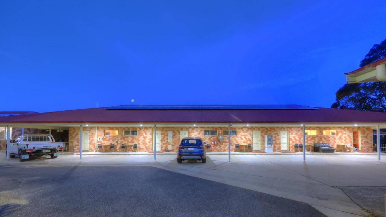 Golfers Inn Tenterfield Eksteriør billede