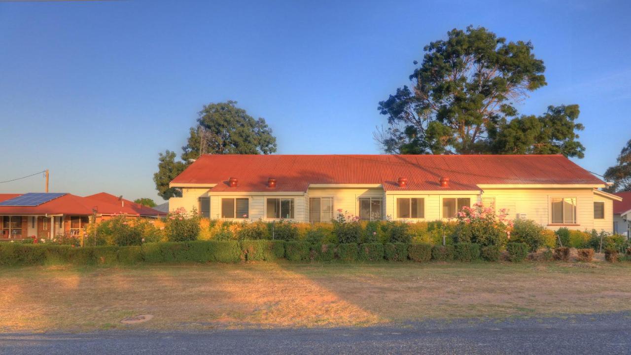 Golfers Inn Tenterfield Eksteriør billede