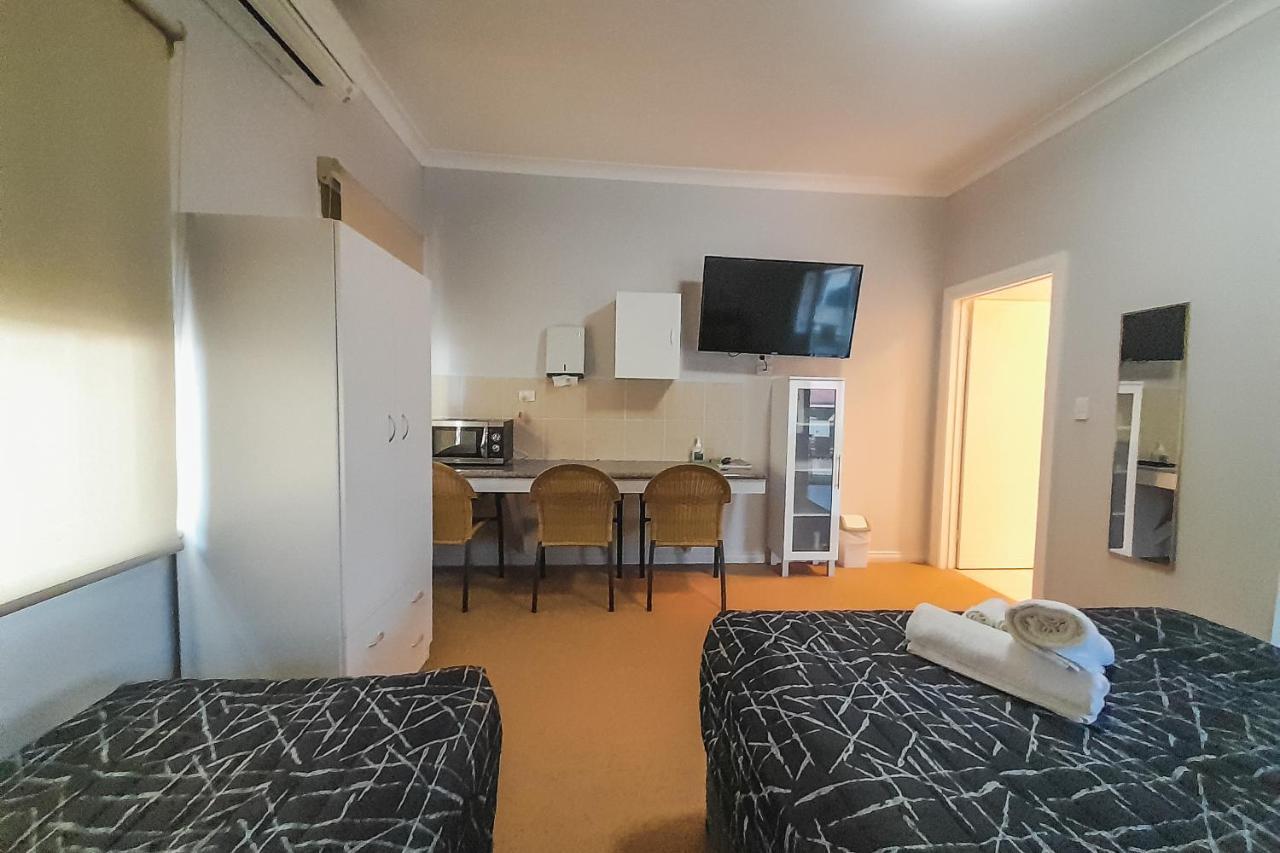 Golfers Inn Tenterfield Eksteriør billede